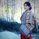 HK-SHAWLS-DB-28-4-scaled-1.jpg